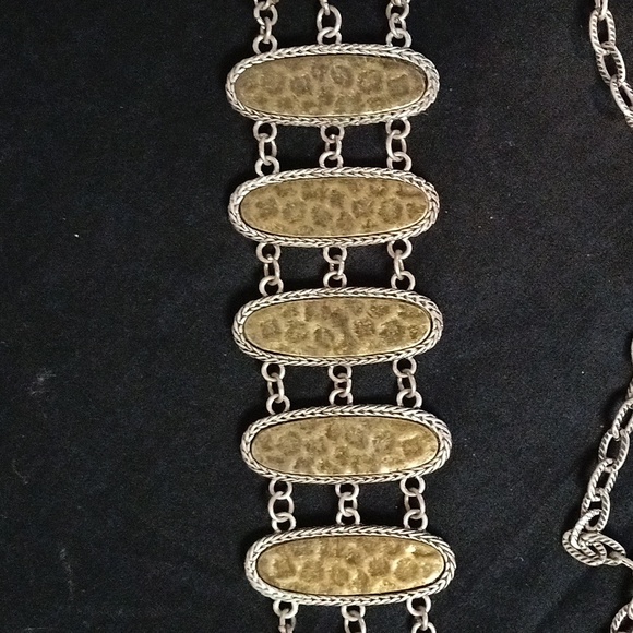 #33. CHICO'S Fabulous chain belt βοΈπππ - Picture 2 of 7